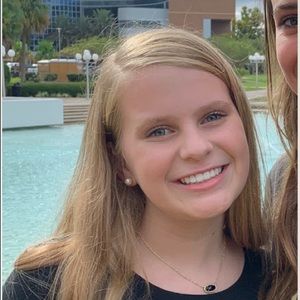 Meet your Posher, Annie